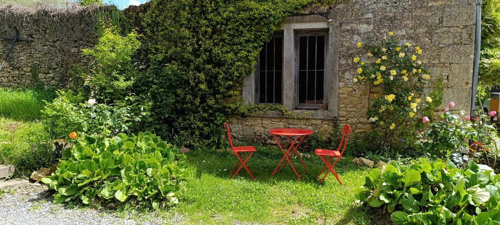 Maison Irondas Saint-Pierre-d'Aurillac エクステリア 写真