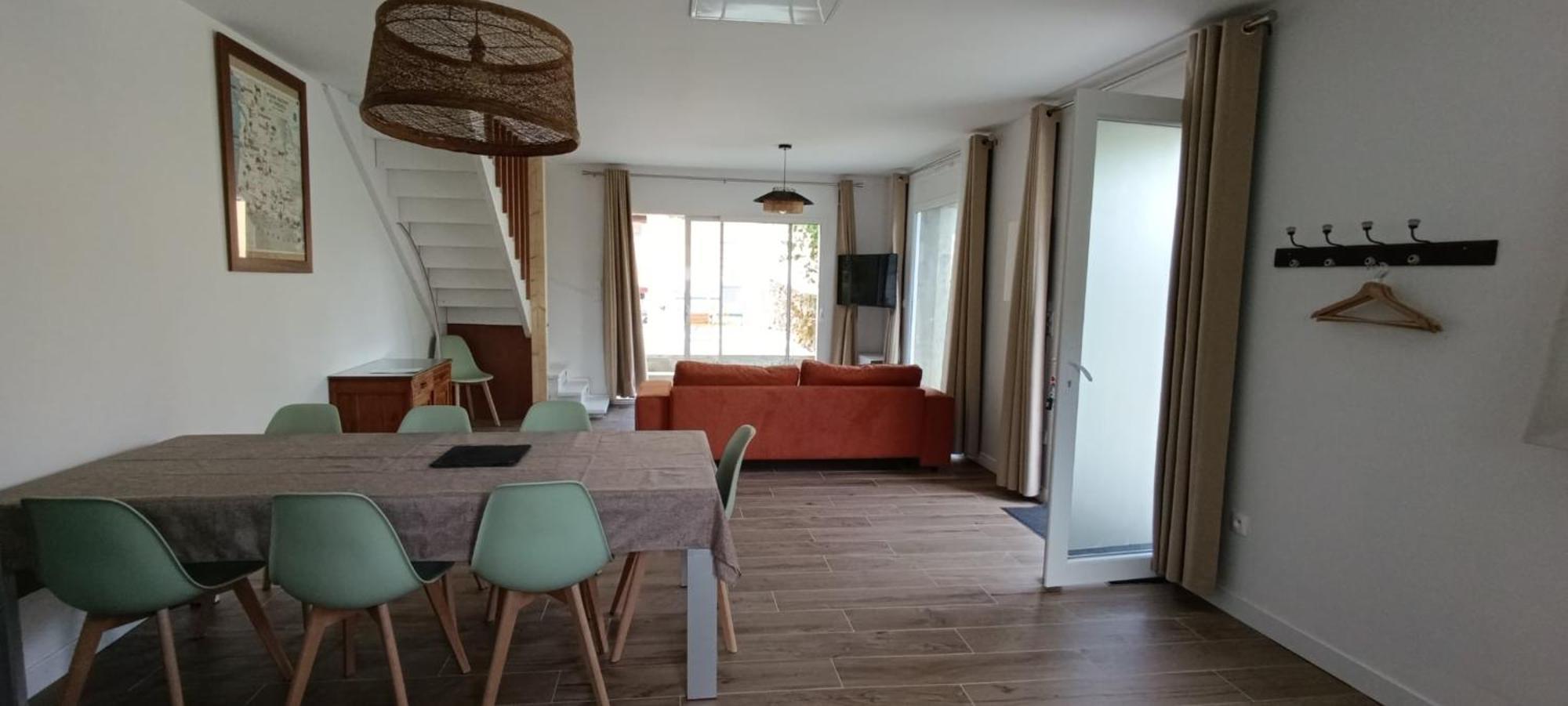 Maison Irondas Saint-Pierre-d'Aurillac エクステリア 写真