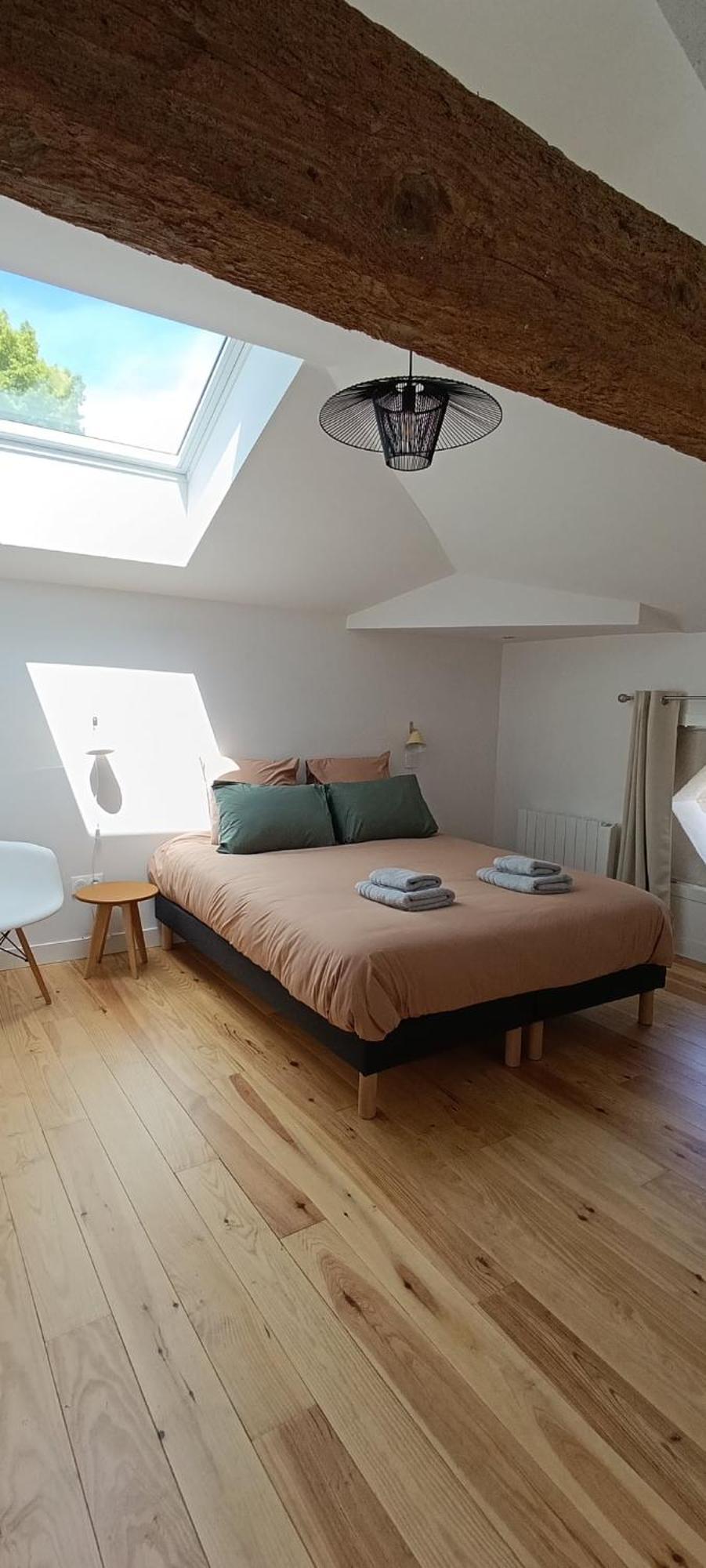 Maison Irondas Saint-Pierre-d'Aurillac エクステリア 写真